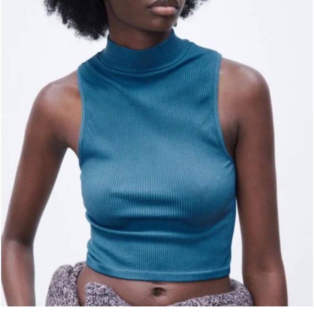 Zara Ribbed Mock Neck Crop Top Teal XS-S Layering Athleisure Summer Festival